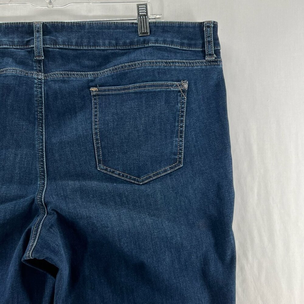 Chicos Straight Leg Jeans Women 4R Stretch Denim Mid-Rise Zip Fly Dark Blue Wash - Picture 7 of 12